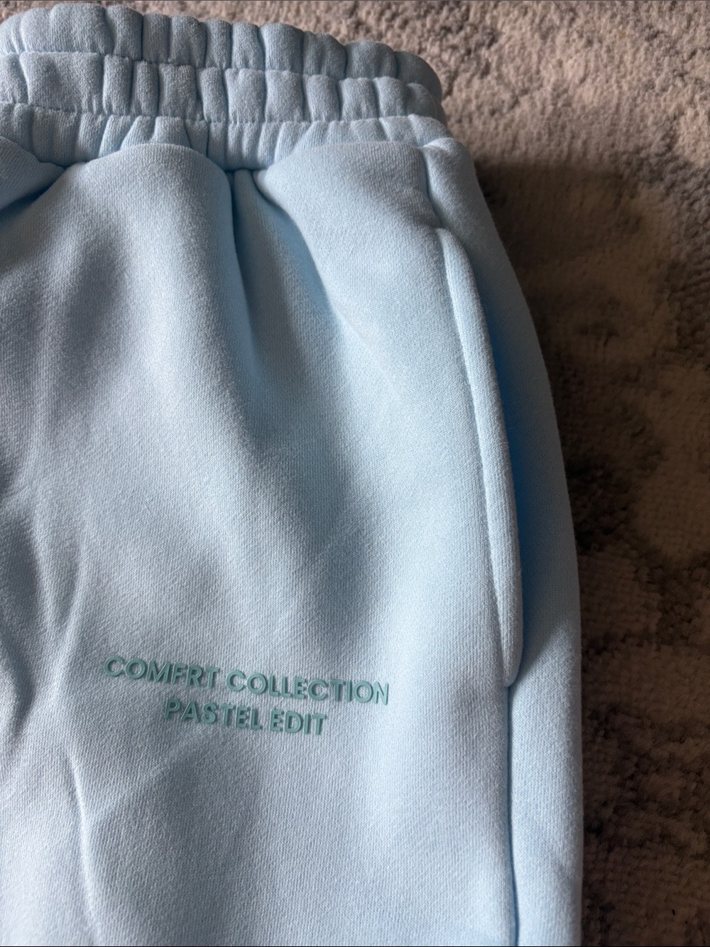 NWOT - Comfrt Sweatpants - Small - Picture 4 of 5